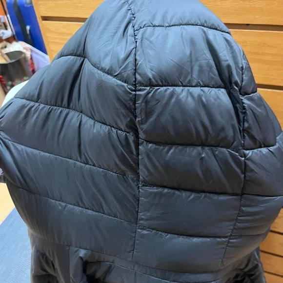 PIONEER Camp  Black Puffer Jacket XXL - Picture 7 of 8